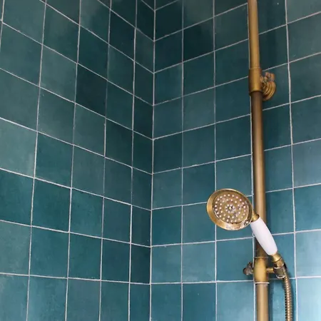 Practical And Pleasant 20 M Apartment Montreuil (Seine-Saint-Denis)